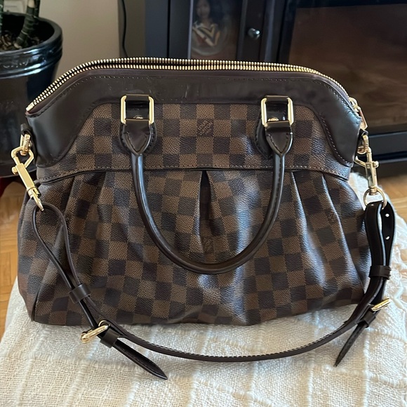 Louis Vuitton Handbags - Louis Vuitton Damier Ebene Shoulder Bag with Gold Hardware